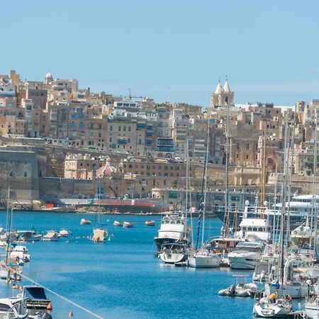 Authentic Gf Apartment With Terrace At The 3 Cities Marina Cospicua Dış mekan fotoğraf