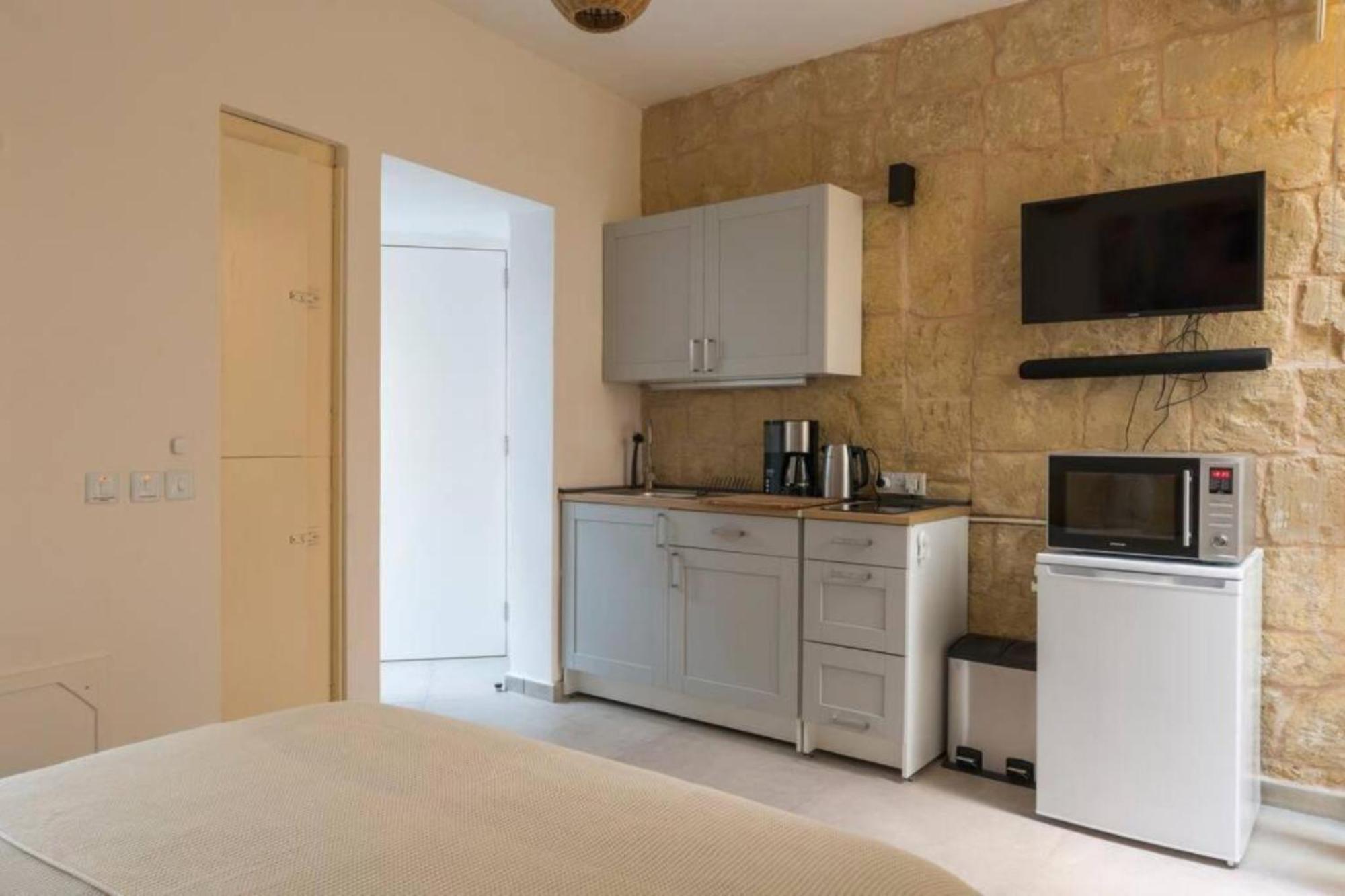 Authentic Gf Apartment With Terrace At The 3 Cities Marina Cospicua Dış mekan fotoğraf